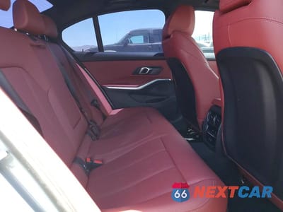 Zdjęcie 10 z 12 samochodu: 2025 BMW 330I VIN:3MW69CW09S8F16162 - miniatura