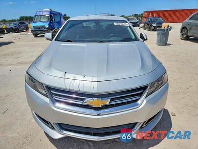 Piąte zdjęcie samochodu w środku: 2018 CHEVROLET IMPALA LT VIN:2G1105SA9J9177489 - miniatura
