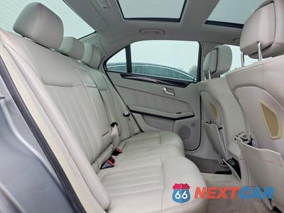 Zdjęcie 10 z 12 samochodu: 2014 MERCEDES-BENZ E 550 4MATIC VIN:WDDHF9BB1EA790386 - miniatura