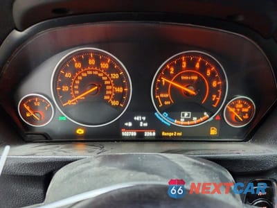 Zdjęcie 9 z 12 samochodu: 2016 BMW 340 XI VIN:WBA8B7C54GK703092 - miniatura