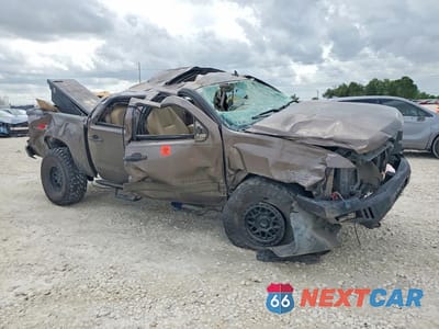 Czwarte zdjęcie samochodu z boku: 2007 CHEVROLET SILVERADO K1500 CREW CAB VIN:2GCEK13M371546391 - miniatura