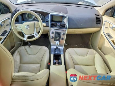 Zdjęcie 8 z 12 samochodu: 2013 VOLVO XC60 3.2 VIN:YV4952DL1D2444097 - miniatura