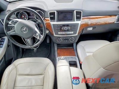 Zdjęcie 8 z 12 samochodu: 2015 MERCEDES-BENZ GL 450 4MATIC VIN:4JGDF6EE2FA464316 - miniatura