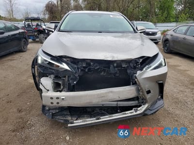 Piąte zdjęcie samochodu w środku: 2023 LEXUS NX 250 VIN:2T2ADCEZ8PC002849 - miniatura