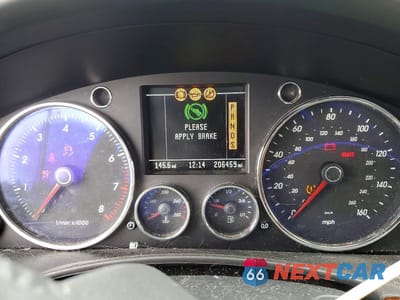 Zdjęcie 9 z 13 samochodu: 2006 VOLKSWAGEN TOUAREG 3.2 VIN:WVGZG77L76D024482 - miniatura