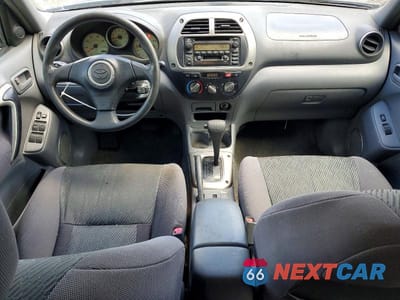 Zdjęcie 8 z 13 samochodu: 2002 TOYOTA RAV4 BASE VIN:JTEHH20VX26063007 - miniatura
