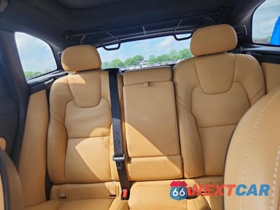 Zdjęcie 10 z 13 samochodu: 2022 VOLVO XC60 B6 INSCRIPTION VIN:YV4062RL2N1049982 - miniatura