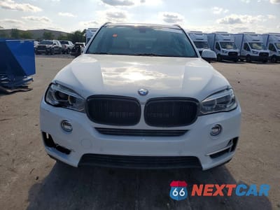 Piąte zdjęcie samochodu w środku: 2016 BMW X5 XDR40E VIN:5UXKT0C50G0F74732 - miniatura