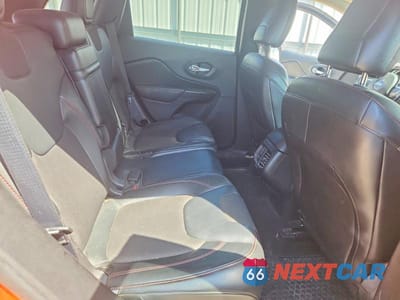 Zdjęcie 11 z 13 samochodu: 2015 JEEP CHEROKEE TRAILHAWK VIN:1C4PJMBB0FW634948 - miniatura