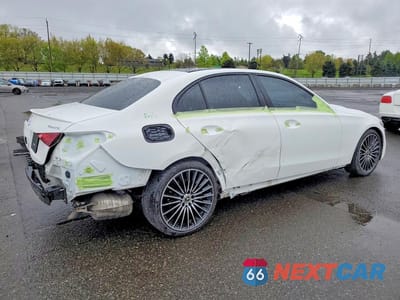Trzecie zdjęcie samochodu z tyłu: 2024 MERCEDES-BENZ C 300 4MATIC VIN:W1KAF4HB5RR199237 - miniatura