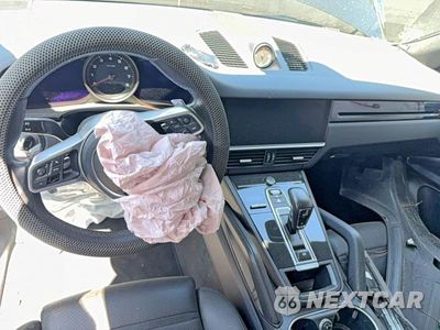 Zdjęcie 9 z 10 samochodu: 2021 PORSCHE CAYENNE VIN:WP1AA2AY9MDA03803 - miniatura