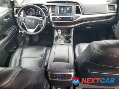 Zdjęcie 8 z 13 samochodu: 2015 TOYOTA HIGHLANDER XLE VIN:5TDJKRFH2FS207978 - miniatura