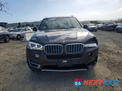 Piąte zdjęcie samochodu w środku: 2018 BMW X5 XDR40E VIN:5UXKT0C52J0W01479 - miniatura