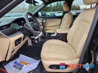 Zdjęcie 7 z 13 samochodu: 2023 JEEP GRAND CHEROKEE L LIMITED VIN:1C4RJKBG0P8857747 - miniatura