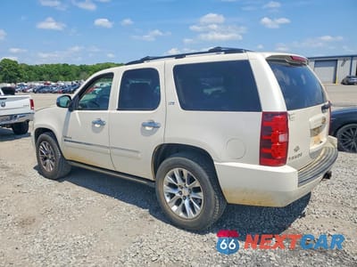 Drugie zdjęcie samochodu z przodu: 2012 CHEVROLET TAHOE C1500 LTZ VIN:1GNSCCE06CR321302 - miniatura