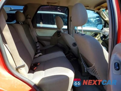 Zdjęcie 10 z 12 samochodu: 2002 FORD ESCAPE VIN:1FMYU03172KD33794 - miniatura