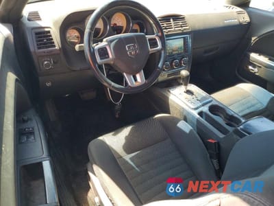Zdjęcie 8 z 12 samochodu: 2014 DODGE CHALLENGER SXT VIN:2C3CDYAGXEH298303 - miniatura