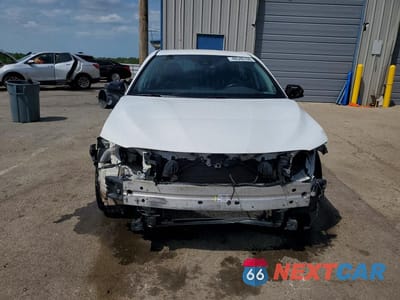 Piąte zdjęcie samochodu w środku: 2021 TOYOTA CAMRY SE NIGHTSHADE VIN:4T1G11AK7MU475320 - miniatura