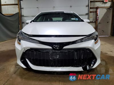 Piąte zdjęcie samochodu w środku: 2021 TOYOTA COROLLA HATCHBACK SE VIN:JTND4MBE3M3131638 - miniatura