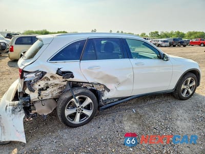 Trzecie zdjęcie samochodu z tyłu: 2018 MERCEDES-BENZ GLC 300 4MATIC VIN:WDC0G4KB3JV112095 - miniatura