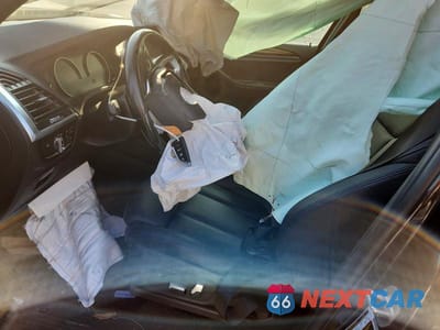 Zdjęcie 7 z 13 samochodu: 2019 BMW X3 SDRIVE30I VIN:5UXTR7C58KLR53834 - miniatura