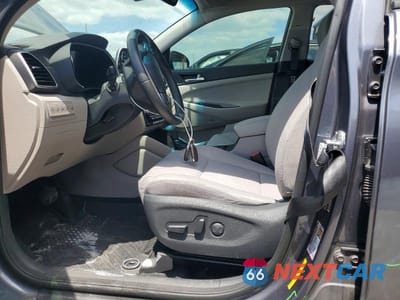 Zdjęcie 7 z 13 samochodu: 2021 HYUNDAI TUCSON SPORT VIN:KM8J33ALXMU286424 - miniatura