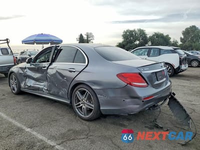 Drugie zdjęcie samochodu z przodu: 2018 MERCEDES-BENZ E 300 VIN:WDDZF4JB5JA453822 - miniatura