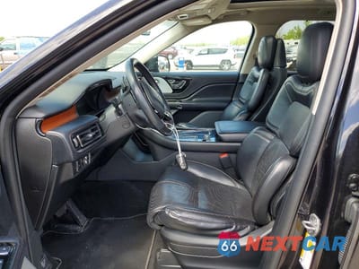 Zdjęcie 7 z 13 samochodu: 2020 LINCOLN AVIATOR RESERVE VIN:5LM5J7XC7LGL23333 - miniatura