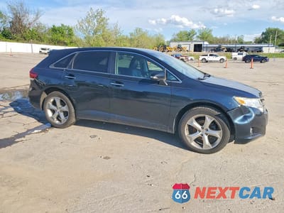 Czwarte zdjęcie samochodu z boku: 2013 TOYOTA VENZA XLE VIN:4T3ZK3BB1DU053731 - miniatura