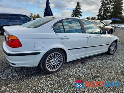Trzecie zdjęcie samochodu z tyłu: 2001 BMW 330 I VIN:WBAAV53411FJ65021 - miniatura