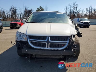 Piąte zdjęcie samochodu w środku: 2013 DODGE GRAND CARAVAN SXT VIN:2C4RDGCGXDR581886 - miniatura