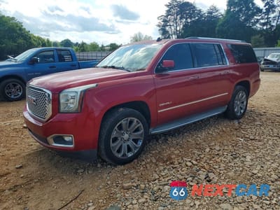 2015 GMC YUKON XL DENALI 1GKS2JKJ6FR211047 - główne zdjęcie licytacji z USA - miniatura