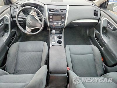 Zdjęcie 8 z 13 samochodu: 2015 NISSAN ALTIMA 2.5 SV VIN:1N4AL3AP0FC114134 - miniatura