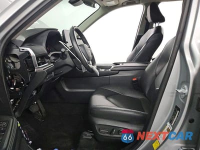 Zdjęcie 7 z 13 samochodu: 2024 TOYOTA GRAND HIGHLANDER HYBRID XLE VIN:5TDACAB59RS017495 - miniatura