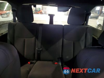 Zdjęcie 10 z 14 samochodu: 2014 JEEP WRANGLER UNLIMITED SPORT VIN:1C4BJWDG2EL118069 - miniatura