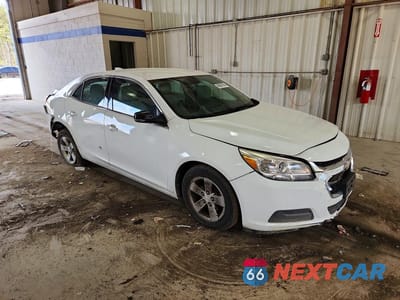 Czwarte zdjęcie samochodu z boku: 2015 CHEVROLET MALIBU 1LT VIN:1G11C5SL3FF354688 - miniatura