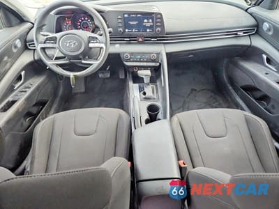 Zdjęcie 8 z 12 samochodu: 2023 HYUNDAI ELANTRA SEL VIN:KMHLM4AG3PU433508 - miniatura
