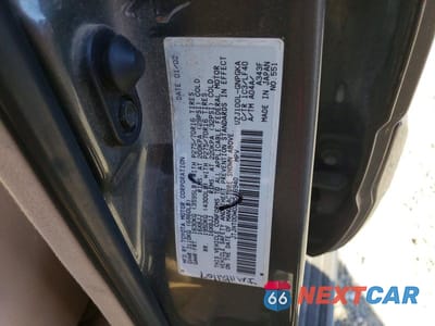 Zdjęcie 13 z 13 samochodu: 2002 LEXUS LX 470 BASE VIN:JTJHT00W023516940 - miniatura