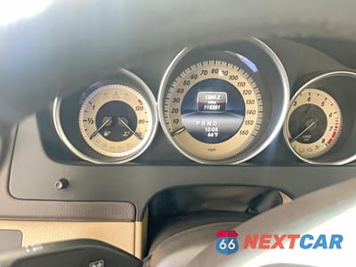 Zdjęcie 8 z 10 samochodu: 2014 MERCEDES-BENZ C 300 4MATIC VIN:WDDGF8AB0ER307009 - miniatura