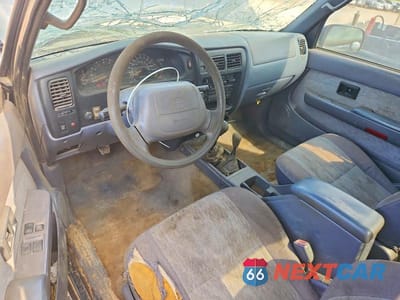 Zdjęcie 8 z 13 samochodu: 1998 TOYOTA TACOMA BASE VIN:4TAWM72N8WZ147344 - miniatura