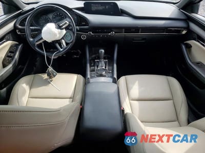 Zdjęcie 8 z 12 samochodu: 2022 MAZDA 3 PREFERRED VIN:JM1BPALL1N1516837 - miniatura