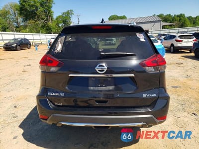 Zdjęcie 6 z 13 samochodu: 2017 NISSAN ROGUE SV VIN:5N1AT2MV7HC794255 - miniatura