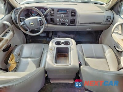 Zdjęcie 8 z 12 samochodu: 2009 CHEVROLET SILVERADO K1500 VIN:3GCEK13349G176862 - miniatura