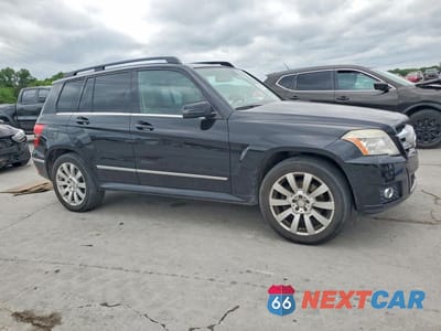 Czwarte zdjęcie samochodu z boku: 2011 MERCEDES-BENZ GLK 350 VIN:WDCGG5GB5BF578846 - miniatura