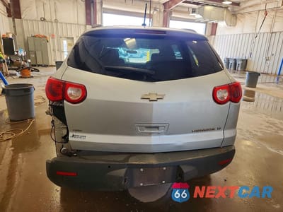 Zdjęcie 6 z 14 samochodu: 2012 CHEVROLET TRAVERSE LT VIN:1GNKVGED8CJ130483 - miniatura