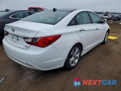 Trzecie zdjęcie samochodu z tyłu: 2013 HYUNDAI SONATA LIMITED VIN:5NPEC4AC9DH649978 - miniatura