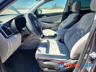 Zdjęcie 7 z 13 samochodu: 2019 HYUNDAI TUCSON SE VIN:KM8J23A48KU858289 - miniatura