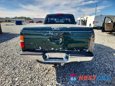 Zdjęcie 6 z 11 samochodu: 2000 TOYOTA TACOMA PRERUNNER VIN:4TASM92N3YZ649112 - miniatura
