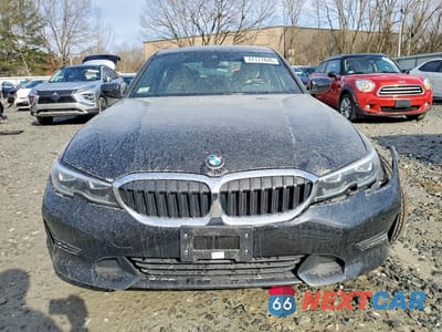 Piąte zdjęcie samochodu w środku: 2021 BMW 330XI VIN:3MW5R7J05M8B95976 - miniatura