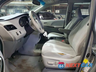 Zdjęcie 7 z 13 samochodu: 2011 TOYOTA SIENNA LE 8-PASSENGER VIN:5TDKK3DC2BS156713 - miniatura
